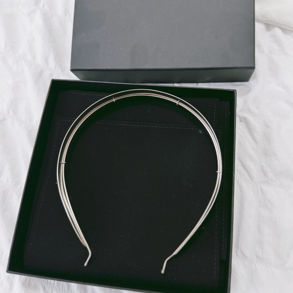 Chanel Silver Metal Headband - Picture 2 of 9